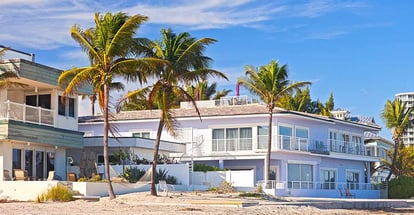 Beautiful beach houses and hotels on a sunny day in Hollywood Florida
