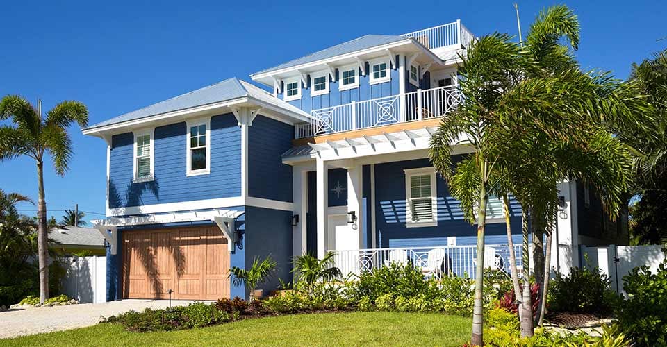 Beautiful New Florida House with Palms Trees and Landscaping