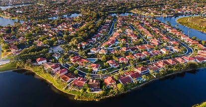 Beautiful aerial view of the luxurious suburbs in Florida