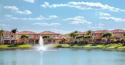 Beautiful community of new modern luxury homes in South Florida
