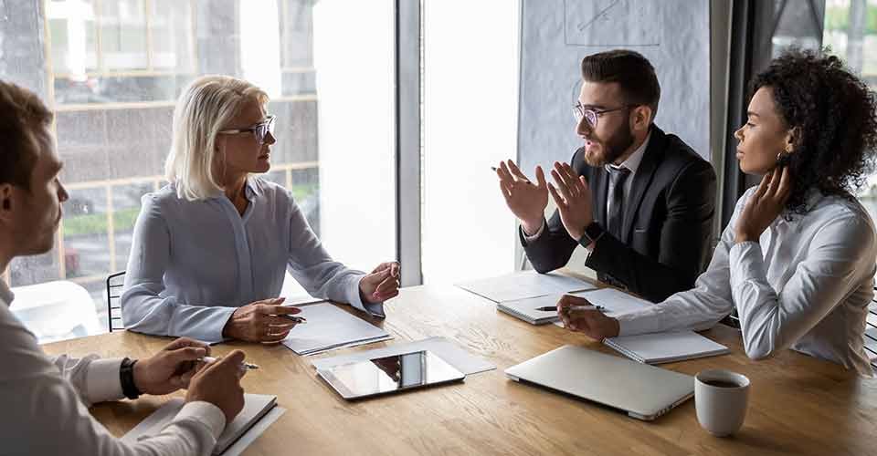 Customer negotiating during home buying