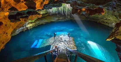 Devils Den Prehistoric Spring in Florida