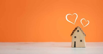 Home model with two white hearts