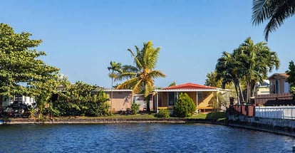 House by a lake in Hialeah Gardens Florida