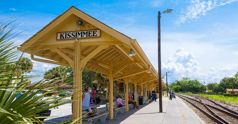 Kissimmee Florida outdoor train station platform