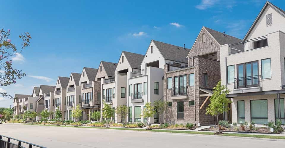 Panorama park side brand new row of three story single family houses in Florida