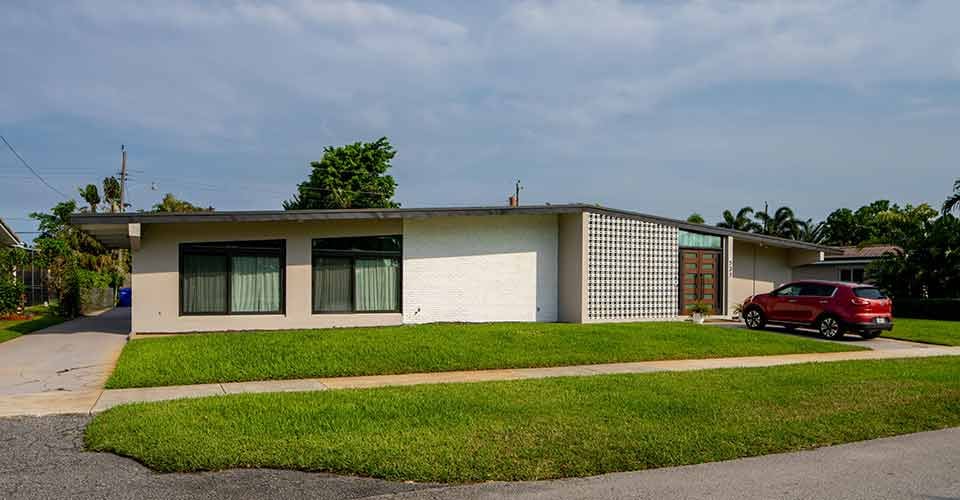 Single family manufactured home in Florida